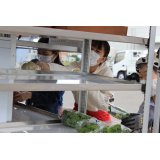 直売所の陳列のお手伝い