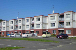 栄町共同住宅