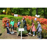 サンタランドクリスマスツリー植樹事業